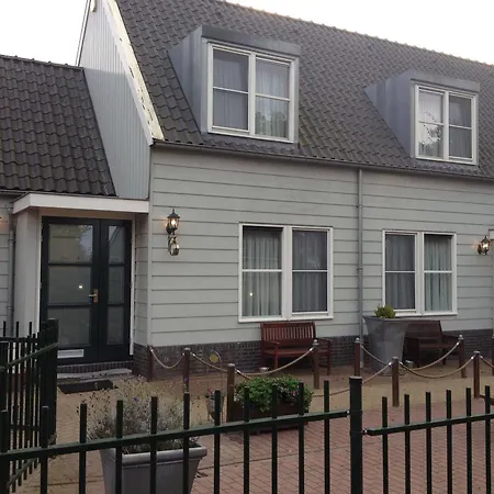 Village 3* Amsterdam