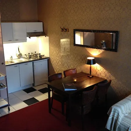 Hotel Village 3*